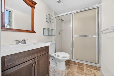 Welcome to easy first-floor living in this bright corner unit - photo 16