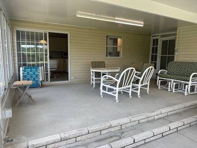 This charming 2-bedroom, 2-bathroom plus den mobile home offers - photo 18