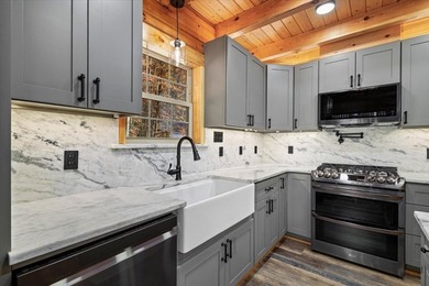 Experience mountain living at its finest in this newly - photo 37