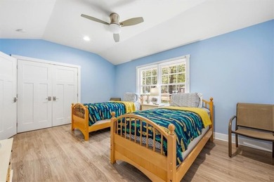 Set beneath a quiet canopy of live oaks, 636 Old Plantation Road - photo 48