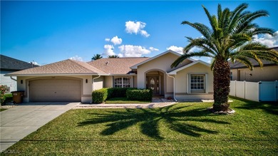 Caloosahatchee River Home For Sale in Cape Coral Florida
