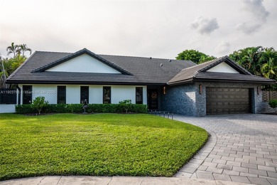 Lake Home For Sale in Plantation, Florida