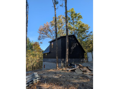 Lake Home Sale Pending in Zoe, Kentucky
