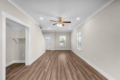 This Horizon floor plan end unit offers 3 bedrooms, 2.5 baths - photo 5