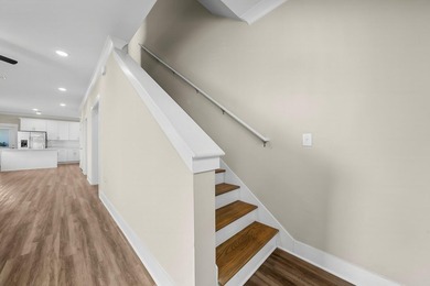 This Horizon floor plan end unit offers 3 bedrooms, 2.5 baths - photo 10
