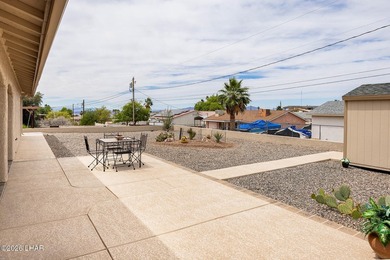Immaculate and move in ready! This beautifully maintained - photo 11