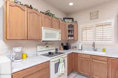 Immaculate and move in ready! This beautifully maintained - photo 16