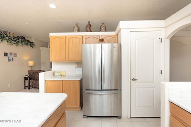 Immaculate and move in ready! This beautifully maintained - photo 17