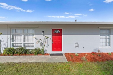 Charming 2-bedroom, 2-bath home situated on a spacious 10,000 sq - photo 1