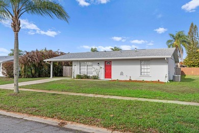 Charming 2-bedroom, 2-bath home situated on a spacious 10,000 sq - photo 2