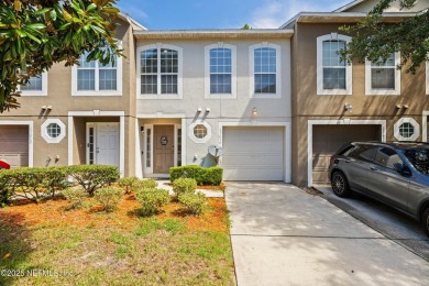 Lake Condo For Sale in Jacksonville, Florida