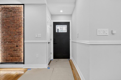This newly renovated single-family home in the Bayside area - photo 5