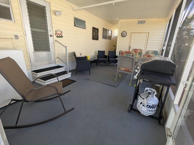 Discover your cozy retreat in Clearwater, Florida's serene fifty - photo 36