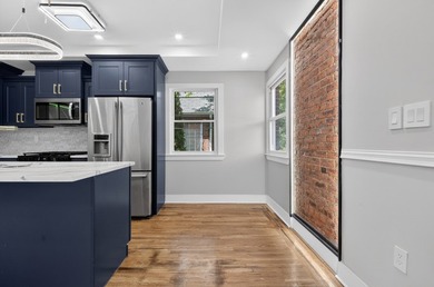 This newly renovated single-family home in the Bayside area - photo 7