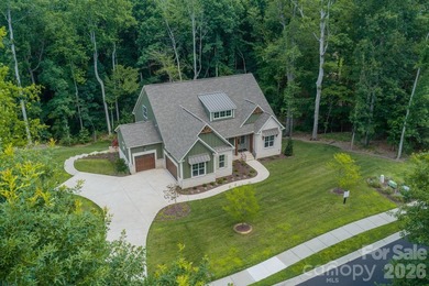Beautiful new custom home in the Irish Creek Country Club - photo 2