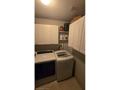 Welcome home to this 2-bedroom townhouse located just minutes - photo 7