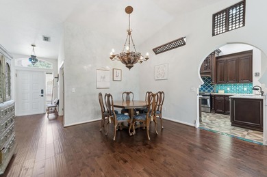 Mediterranean-style 3-bedroom, 2-bath, 1-car garage villa in St - photo 9