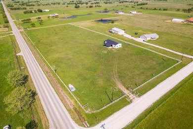 Lake Acreage For Sale in Valley View, Texas
