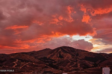 Spectacular Deer Valley(R), Jordanelle Reservoir, and Mount - photo 2