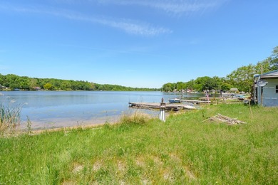 Scenic views on all-sports Leach Lake just north of Hastings! - photo 6