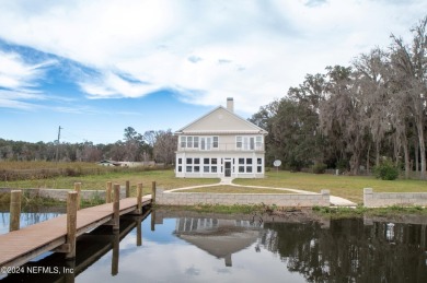 Lake McMeekin Home For Sale in Hawthorne Florida