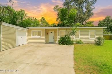 St. Johns River Home For Sale in Jacksonville Florida