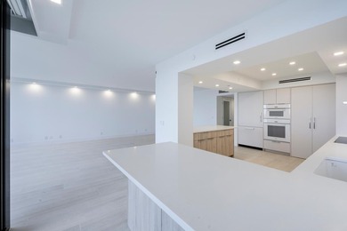 Sleek, modern and fully renovated unit. Two bedroom, two baths - photo 11
