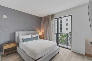 This sophisticated and fully-furnished studio, located at Smart - photo 4