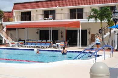 Welcome to your dream condo at 815 Salem Lane, Lake Worth, FL - photo 10