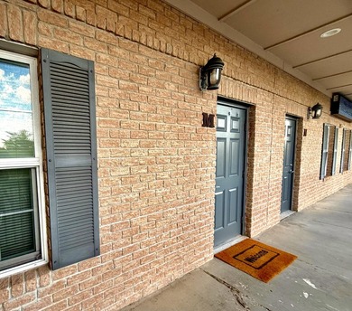 EASY SHOW! Now vacant. Destin BUSINESS PROFESSIONALS! Here is a - photo 8