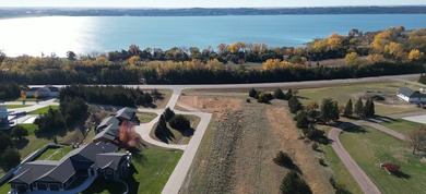 Lake lot on Vacation Drive! 1.04 +/- acre lot ready for you to - photo 3