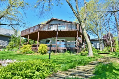 Lake Home For Sale in Dahinda, Illinois