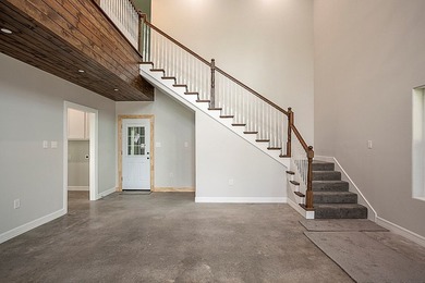 Great 4 bedroom, 2 1/2 bath with oversized 31' x 23' air - photo 4