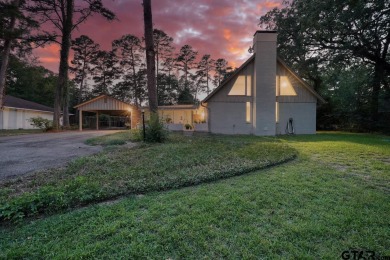 Hideaway Lake Home For Sale in Hideaway Texas