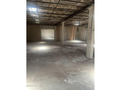 Ideal location for Thriving warehouse Business, Distribution - photo 8