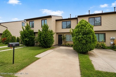 Welcome to this gorgeous 2-bedroom, 2-bath townhouse condo - photo 1