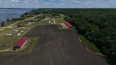 Two storage buildings: 3,400 sq. ft. and a 9,010 sq. ft. - 44 - photo 21