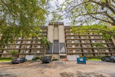 Lake Condo For Sale in Davie, Florida