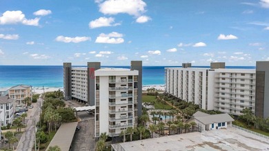 This pristine coastal 3 bedroom, 3 bath, retreat at Mainsail is - photo 4