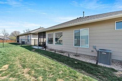 There are NO SPECIALS on this gorgeous 2-bedroom, 2-bathroom - photo 29