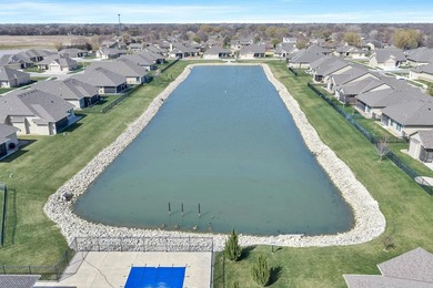 There are NO SPECIALS on this gorgeous 2-bedroom, 2-bathroom - photo 32