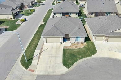 There are NO SPECIALS on this gorgeous 2-bedroom, 2-bathroom - photo 36