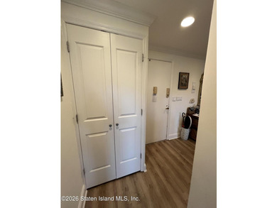 Welcome to The Fountains, a luxury high-rise offering 24-hour - photo 5