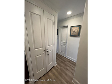 Welcome to The Fountains, a luxury high-rise offering 24-hour - photo 6