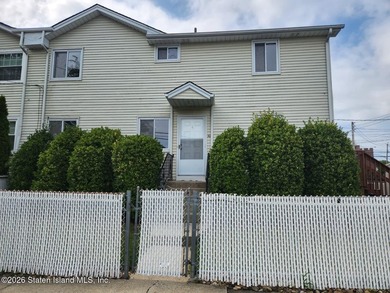 Welcome to 30 Pleasant St- Beautiful home, 2/3 bedrooms, 1.5 - photo 1