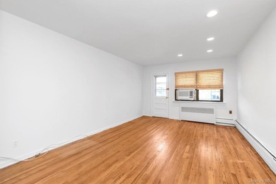 Lovely 2 Bedroom Co-Op Apartment On The Top Floor In Garden Town - photo 2