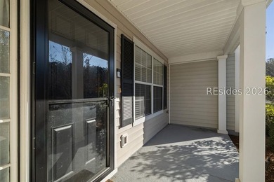 WELCOME HOME! This beautifully updated, turnkey 2-bedroom, 2 - photo 5