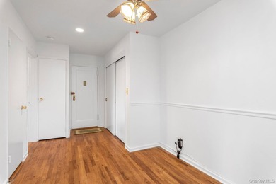 Lovely 2 Bedroom Co-Op Apartment On The Top Floor In Garden Town - photo 5
