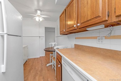 Lovely 2 Bedroom Co-Op Apartment On The Top Floor In Garden Town - photo 6