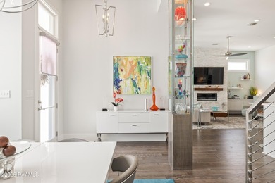 First time on the market. This well thought out and designed - photo 8